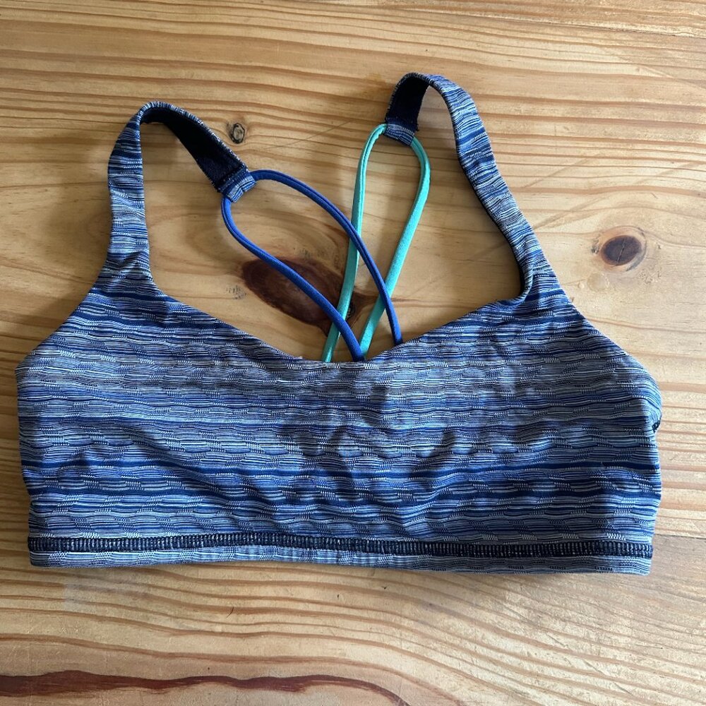 Lululemon Sports Bra - Size 6